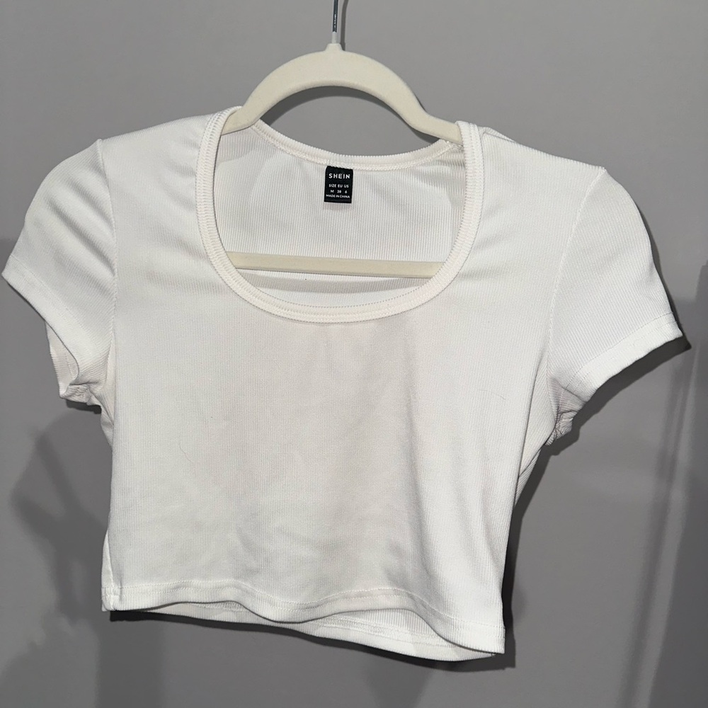 White crop top
